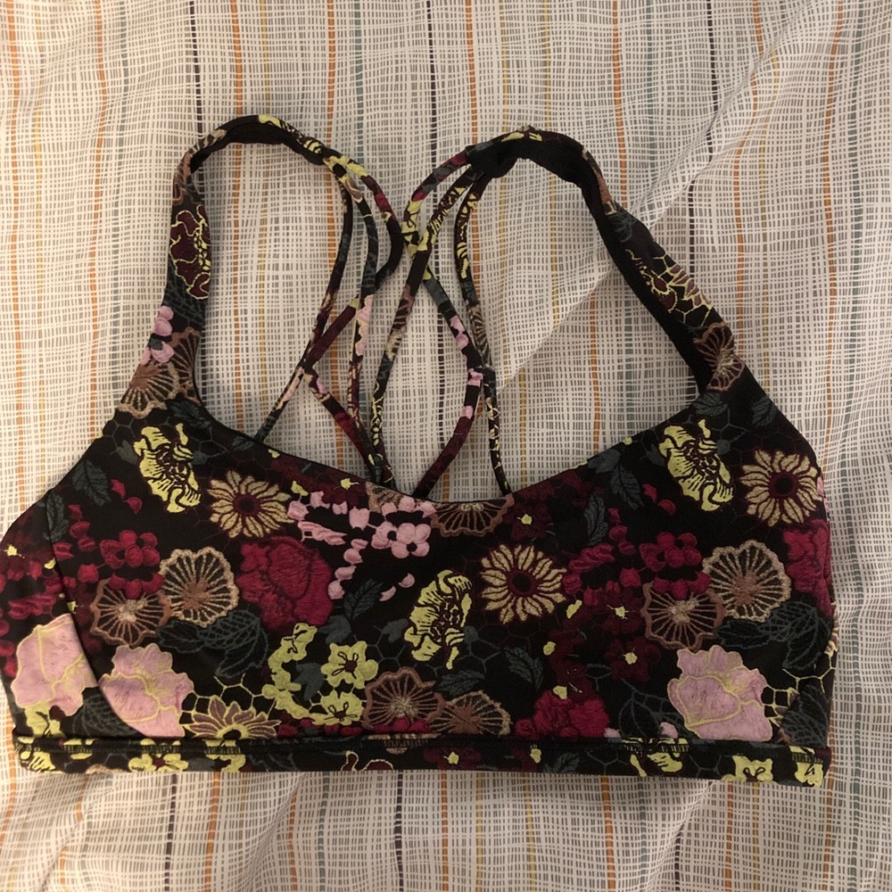 Lululemon Sports Bra